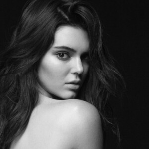 Kendall Jenner pose pour "The Origi­nal Sexy", la nouvelle campagne publi­ci­taire de Calvin Klein. Le 8 juillet 2015