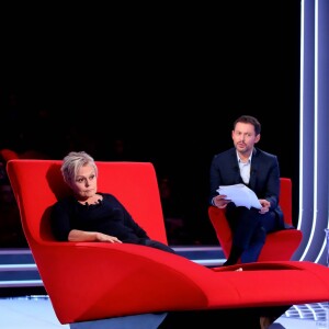 Exclusif - Muriel Robin et Marc-Olivier Fogiel, le 15 avril 2016 sur le tournage de l'émission Le Divan. Diffusion le mardi 19 avril 2016 à 23h10 sur France 3. © Dominique Jacovides