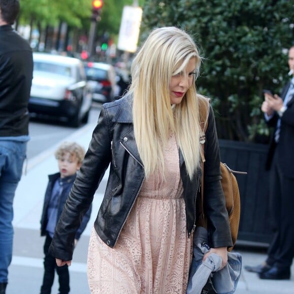 Tori Spelling à Paris, le 19 avril 2016