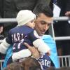 Javier Pastore et sa fille Martina à l'issue de la finale de la Coupe de la Ligue au Stade de France. Saint-Denis, le 23 avril 2016. © Cyril Moreau/Bestimage