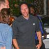 Chris Martin devant le domicile de Kate Hudson où elle a organisé sa soirée d'anniversaire, à Pacific Palisades, le 23 avril 2016