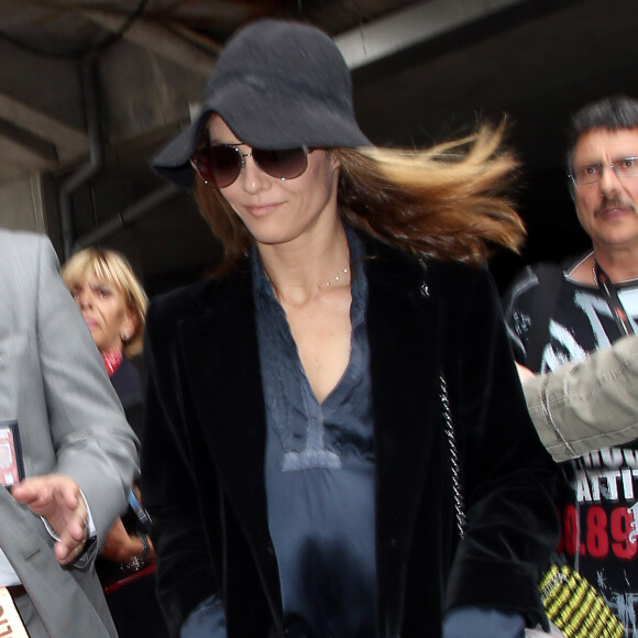 Vanessa Paradis arrive à Nice pour le 66e festival de Cannes le 15 mai 2013