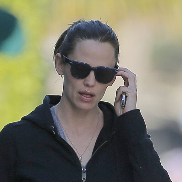 Jennifer Garner est allée boire un café avec une amie à Brentwood le 25 avril 2016