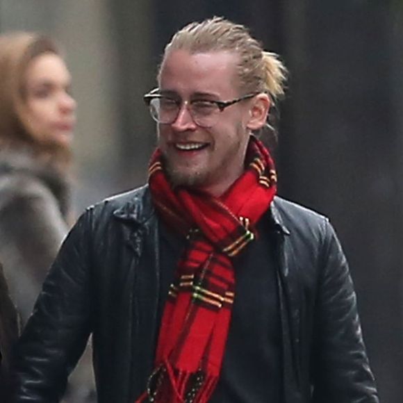 Macaulay Culkin et sa petite amie Jordan Lane Price à Paris le 28 novembre 2013