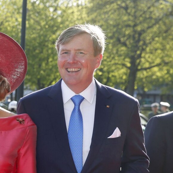 Le roi Willem-Alexander et la reine Maxima des Pays-Bas au musée Alte Pinakothek à Munich le 13 avril 2016