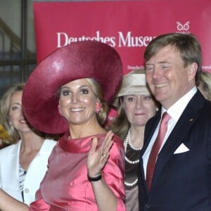 Le roi Willem-Alexander des Pays-Bas et la reine Maxima visitent le Deutches Museum de Munich le 13 avril 2016. 13/04/2016 - Munich