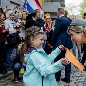 Le roi Willem-Alexander et la reine Maxima des Pays-Bas déjeunent au musée Tucherschloss de Nuremberg le 14 avril 2016. 14/04/2016 - Nuremberg