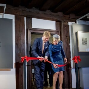 Le roi Willem-Alexander et la reine Maxima des Pays-Bas inaugurent une exposition dans la maison de l'artiste Albrecht Dürer à Nuremberg. Le 14 avril 2016.  King Willem-Alexander and Queen Maxima of The Netherlands visits the palace of justice in Nurnberg, Germany 14 April 2016. The King and the Queen visit the state Bavaria in Germany 13 and 14 april.14/04/2016 - Nuremberg