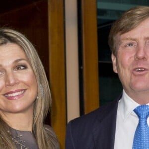 Le roi Willem-Alexander et la reine Maxima des Pays-Bas - La famille royale des Pays-Bas assiste au "Kings day concert" à Zwolle le 18 avril 2016.  Zwolle, 18-04-2016 King Willem-Alexander and Queen Maxima, Princess Beatrix and Mr Pieter van Vollenhoven attended the KingS Day Concert.18/04/2016 - Zwolle