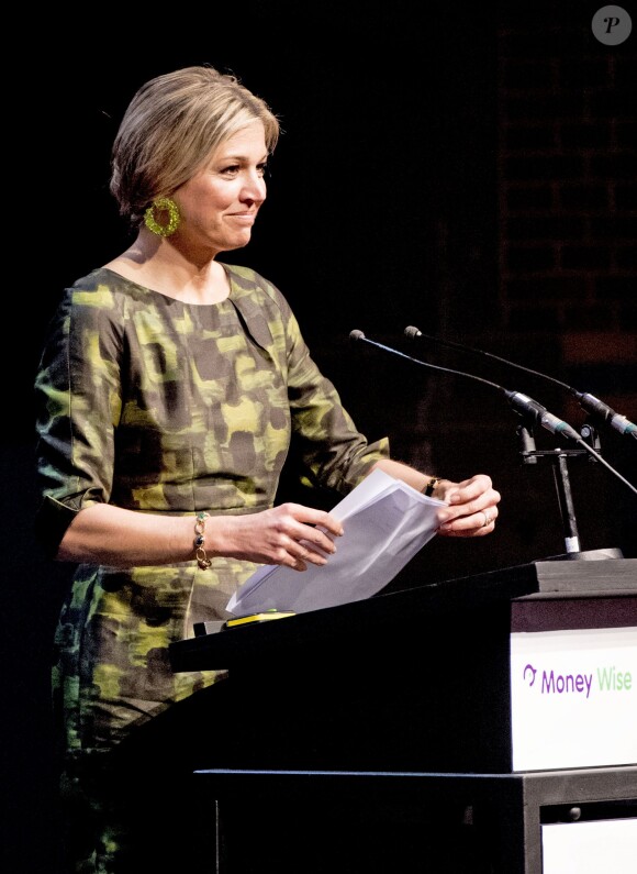 La reine Maxima des Pays-Bas prononce un discours à l'ouverture du colloque mondial sur la résilience financière de l'OCDE à Amsterdam. Le 20 avril 2016  20-4-2016 AMSTERDAM - Queen Maxima hold Wednesday, April 20 the opening speech at the two-day symposium "The Netherlands-OECD Global Symposium on Financial Resilience Throughout Life 'at the Beurs van Berlage in Amsterdam. This conference is an initiative of the International Network on Financial Education (INFE) of the Organisation for Economic Co-operation and Development (OECD) and platform Wiser in money matters20/04/2016 - Amsterdam