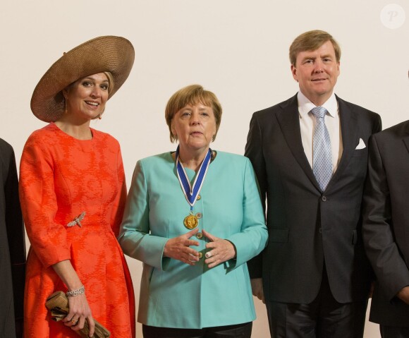 La reine Maxima des Pays-Bas, Angela Merkel et le roi Willem Alexander - Angela Merkel reçoit le prix "Four Freedoom Award" à Middelbourg le 21 avril 2016.  Middelburg, 21-04-2016 German Chancellor Angela Merkel of Germany recieven the Four Freedoms Awards 2016. The ceremony was attended by King Willem-Alexander and Queen Maxima and Princess Beatrix and Prime Minister Mark Rutte.21/04/2016 - Middelburg