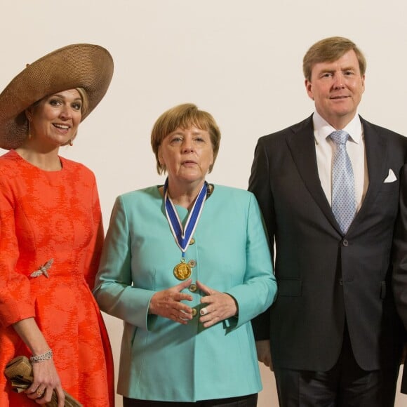 La reine Maxima des Pays-Bas, Angela Merkel et le roi Willem Alexander - Angela Merkel reçoit le prix "Four Freedoom Award" à Middelbourg le 21 avril 2016.  Middelburg, 21-04-2016 German Chancellor Angela Merkel of Germany recieven the Four Freedoms Awards 2016. The ceremony was attended by King Willem-Alexander and Queen Maxima and Princess Beatrix and Prime Minister Mark Rutte.21/04/2016 - Middelburg