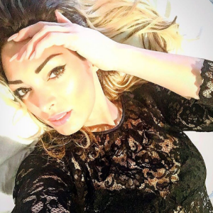 Emilie Nef Naf sexy sur Instagram