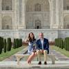Kate Middleton et le prince William devant le Taj Mahal le dernier jour de leur visite en Inde à Agra le 16 avril 2016