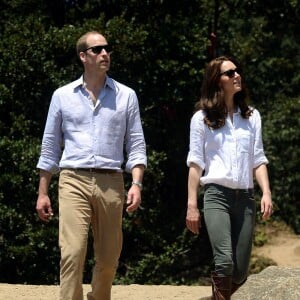  Le prince William, duc de Cambridge, et Kate Catherine Middleton, duchesse de Cambridge, arrivent au monastère "Tiger's Nest Taktsang Lhakhang" à Paro, à l'occasion de leur voyage au Bhoutan. Le 15 avril 2016