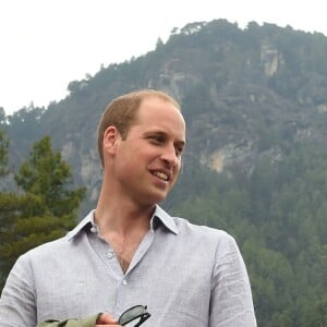 Kate Middleton et le prince William au monastère "Tiger's Nest Taktsang Lhakhang" à Paro, à l'occasion de leur voyage au Bhoutan le 15 avril 2016