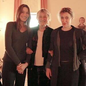 Carla Bruni Sarkozy, Marisa et Valeria Bruni Tedeschi à la fondation Giorgio Cini à Venise lors de la donation des archives du compositeur Alberto Bruni Tedeschi par sa famille le 3 novembre 2009