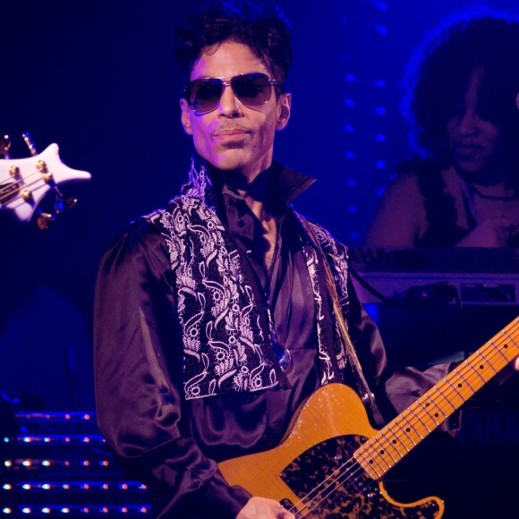 Prince en concert au Palais Club à Cannes le 26 juillet 2010