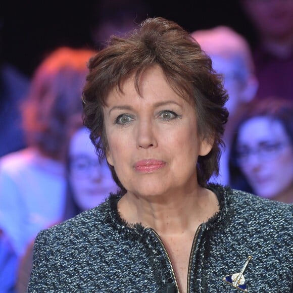 Exclusif - Roselyne Bachelot lors de l'enregistrement de l'émission "Faut pas abuser" présentée par Julien Courbet et diffusée sur D8 le 10 mai 2016 à 21h00. À Paris le 4 avril 2016. ©Veeren