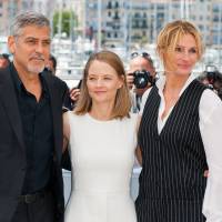 Julia Roberts radieuse : 1ers pas à Cannes avec George Clooney et Jodie Foster