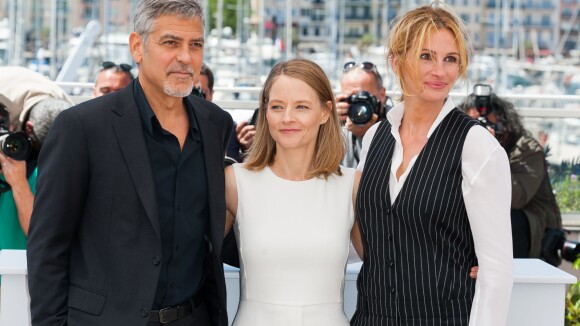 Julia Roberts radieuse : 1ers pas à Cannes avec George Clooney et Jodie Foster
