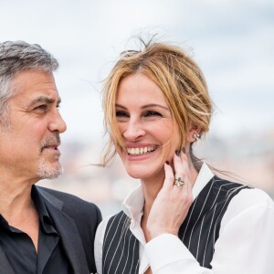 George Clooney et Julia Roberts au photocall de "Money Monster" au 69e Festival international du film de Cannes le 12 mai 2016. © Cyril Moreau / Olivier Borde / Bestimage