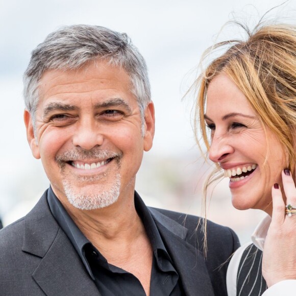 George Clooney et Julia Roberts au photocall de "Money Monster" au 69e Festival international du film de Cannes le 12 mai 2016. © Cyril Moreau / Olivier Borde / Bestimage