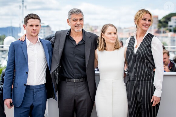 Jack O'Connell, George Clooney, Jodie Foster et Julia Roberts au photocall de "Money Monster" au 69e Festival international du film de Cannes le 12 mai 2016. © Cyril Moreau / Olivier Borde / Bestimage