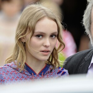 Lily-Rose Depp et Philippe, son chauffeur, garde du corps et homme de confiance au restaurant Agora lors du 69ème Festival international du film de Cannes le 13 mai 2016. © Pierre Perusseau / Bestimage