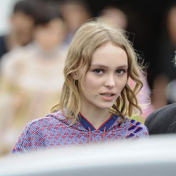 Lily-Rose Depp et Philippe, son chauffeur, garde du corps et homme de confiance au restaurant Agora lors du 69ème Festival international du film de Cannes le 13 mai 2016. © Pierre Perusseau / Bestimage