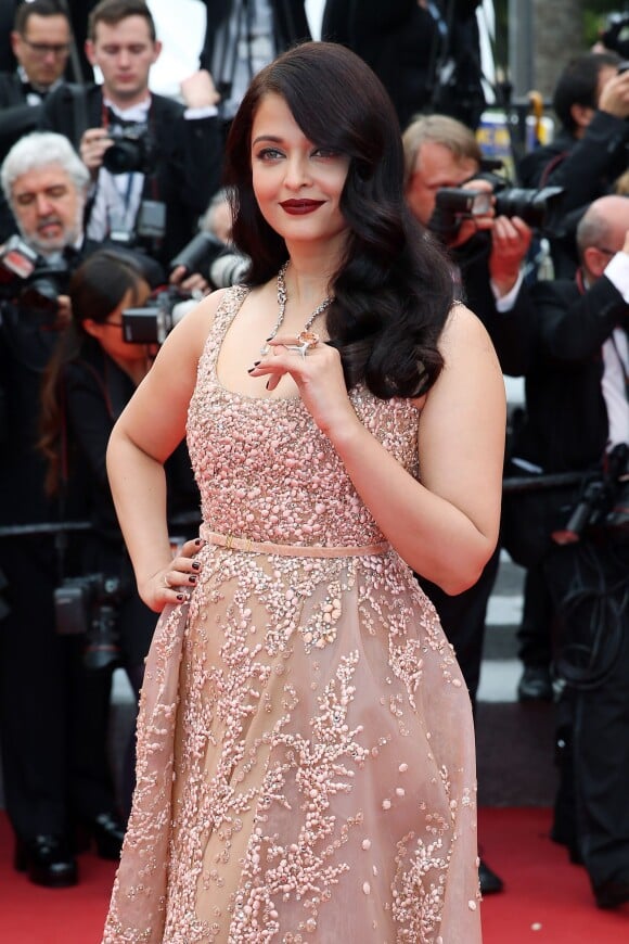 Aishwarya Rai - Montée des marches du film "The BFG" ("Le BGG Le Bon Gros Géant") lors du 69ème Festival International du Film de Cannes. Le 14 mai 2016. © Borde-Jacovides-Moreau/Bestimage