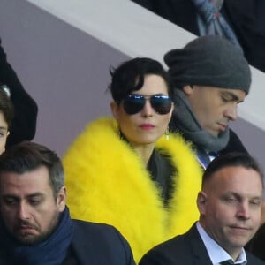 Noomi Rapace lors de PSG - Nantes au Parc des Princes le 14 mai 2016, dernier match de la saison, qui signait les adieux de Zlatan Ibrahimovic au Paris Saint-Germain et à la Ligue 1.