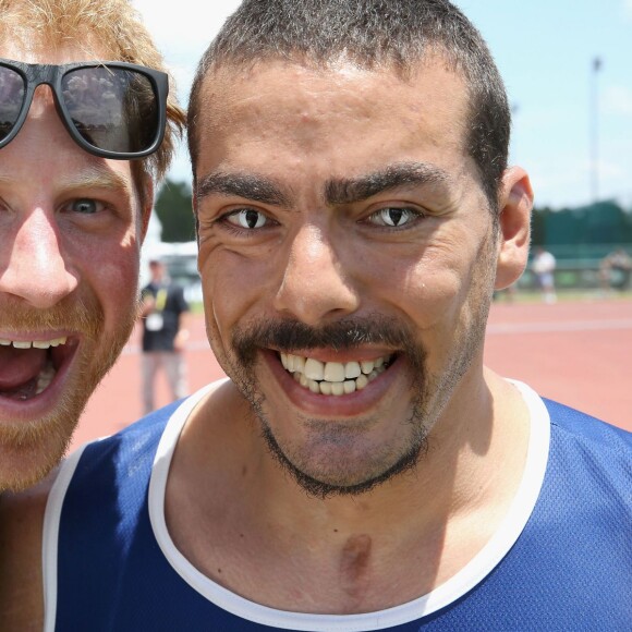 Le prince Harry lors des épreuves d'athlétisme aux 2e Invictus Games à Orlando le 10 mai 2016