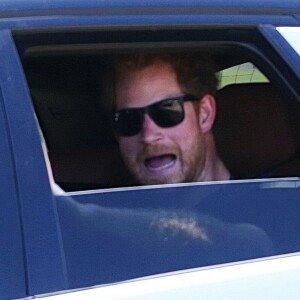 Le prince Harry, pas rassuré, participe à une course d'obstacles en 4x4 lors des "Invictus Games" en Floride à Orlando le 7 mai 2016.