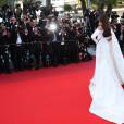 Sonam Kapoor en Ralph &amp; Russo - Montée des marches du film "Mal de pierres" lors du 69ème Festival International du Film de Cannes. Le 15 mai 2016. © Borde-Jacovides-Moreau/Bestimage