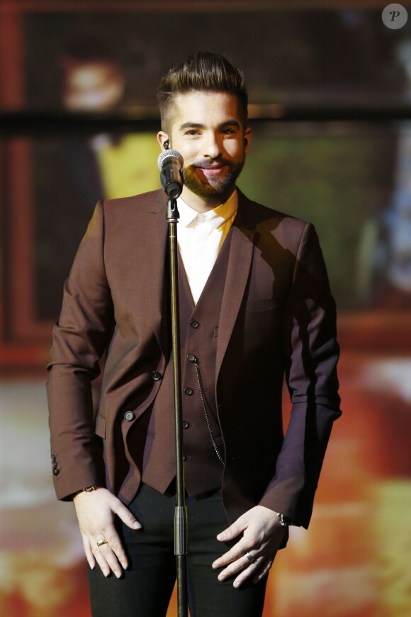 No Web No Chaines TV - Kendji Girac - Cérémonie des 31ème Victoires de la Musique au Zénith de Paris. Le 12 février 2016 French