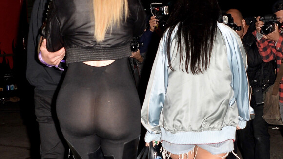 Khloé Kardashian : Accident mode et fessier exposé au concert de Beyoncé !
