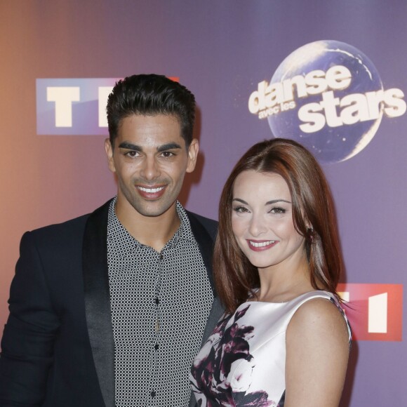 Christophe Licata, Priscilla Betti - Photocall "Danse avec les stars 6" devant TF1 à Boulogne-Billancourt, le 7 octobre 2015.