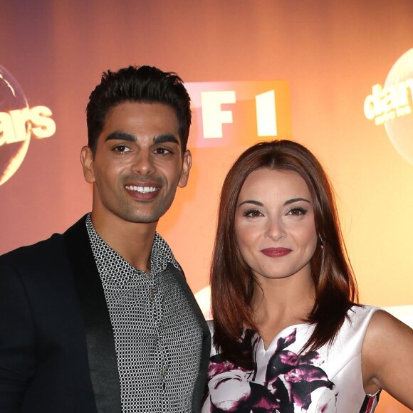 Christophe Licata, Priscilla Betti - Photocall "Danse avec les stars 6" devant TF1 à Boulogne-Billancourt, le 7 octobre 2015.