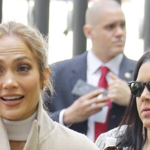 Jennifer Lopez arrive au Rockfeller Center pour le NBCUniversal Upfront. New York, le 16 mai 2016.