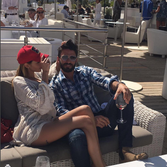 Nabilla et Thomas Vergara : pause détente à Saint-Tropez