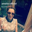 Nabilla Benattia et Amélie Neten heureuse de se retrouver, le 17 mai 2016, à l'hôtel Monceau Wagram, à Paris