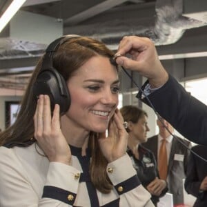 La duchesse de Cambridge en visite au 1851 Trust à Portsmouth le 20 mai 2016