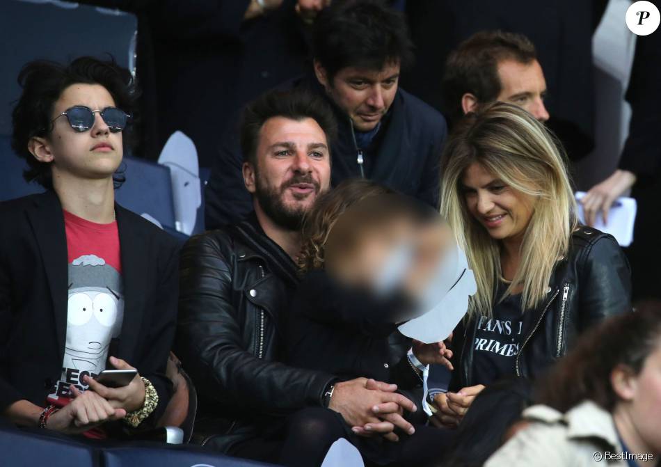 Sean Obispo Michael Youn Sa Compagne Isabelle Funaro Et Leur Fille Seven Sebstien Grosjean Et Richard Gasquet People Au Match De Football Psg Nantes 4 A 0 Purepeople