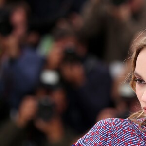 Lily-Rose Depp au photocall du film "La danseuse" lors du 69ème Festival International du Film de Cannes le 13 mai 2016. © Dominique Jacovides / Bestimage