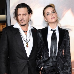 Johnny Depp et sa femme Amber Heard - Première de "The Danish Girl" au Théatre Westwood Village à Los Angeles le 21 novembre 2015.