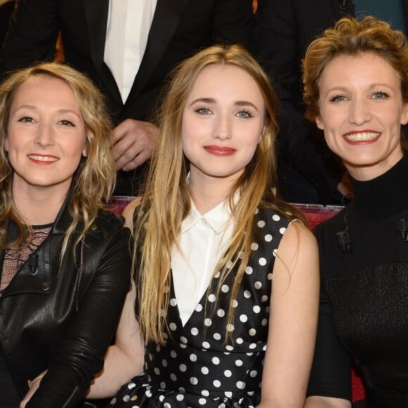 Audrey Lamy, Chloé Jouannet et sa mère Alexandra Lamy - Enregistrement de l'émission "Vivement Dimanche" à Paris le 11 Fevrier 2015. L'émission sera diffusée le 15 Fevrier. Invité principal Alexandra Lamy11/02/2015 - Paris