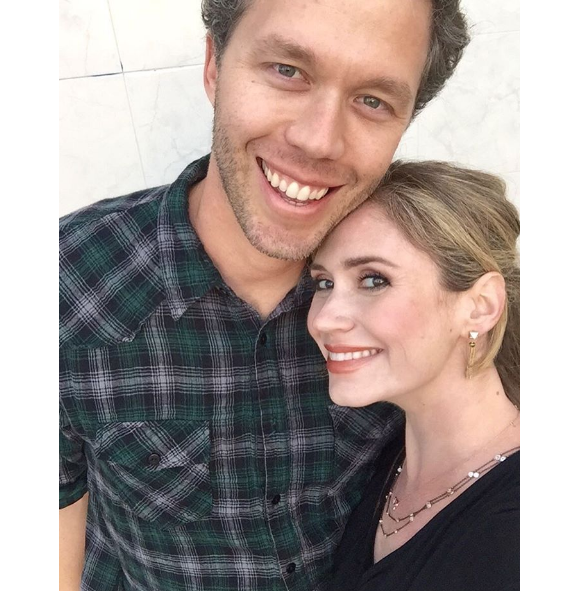 Ashley Jones a publié une photo d'elle et son mari Joel Henricks sur sa page Instagram, au mois de mai 2016