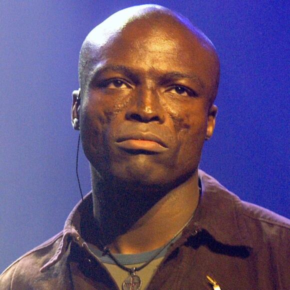 Seal en concert à Los Angeles en 2001.