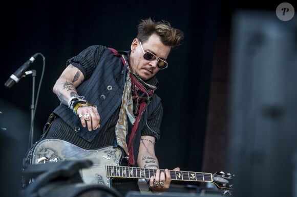 Johnny Depp - Concert des "Hollywood Vampires" au parc d'attractions "Gröna Lund" à Stockholm en Suède le 30 mai 2016.